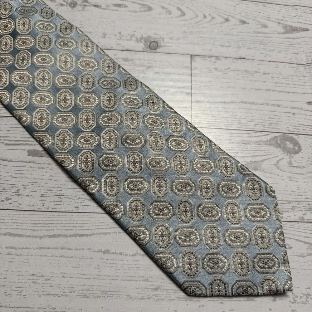 Dolce‎ & Gabbana Silk Brocade Blue Tan Brown Pattern Tie 58 x 3.75 Authentic